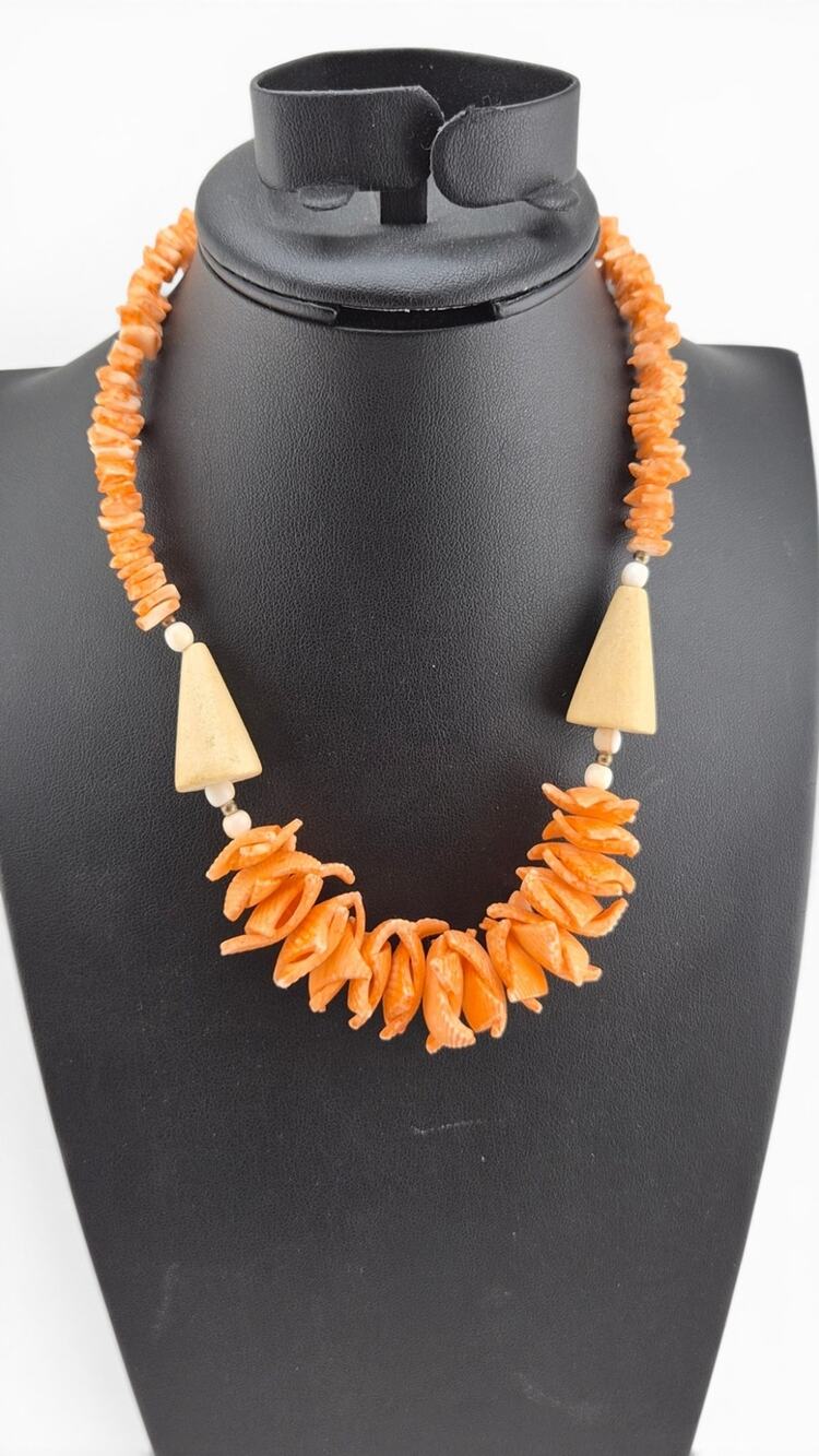 Vintage Flamingo Pink Shell Necklace Boho Beach Statement Necklace 17 Inch